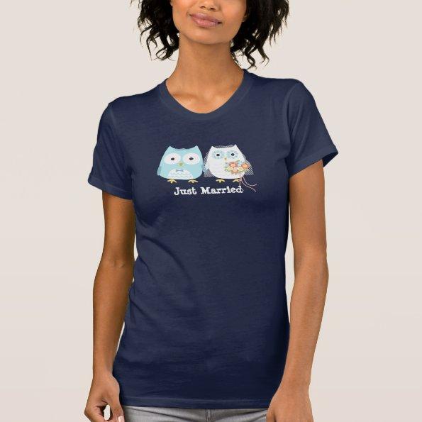 Owls Bride and Groom Cute Newlyweds Mr and Mrs T-Shirt