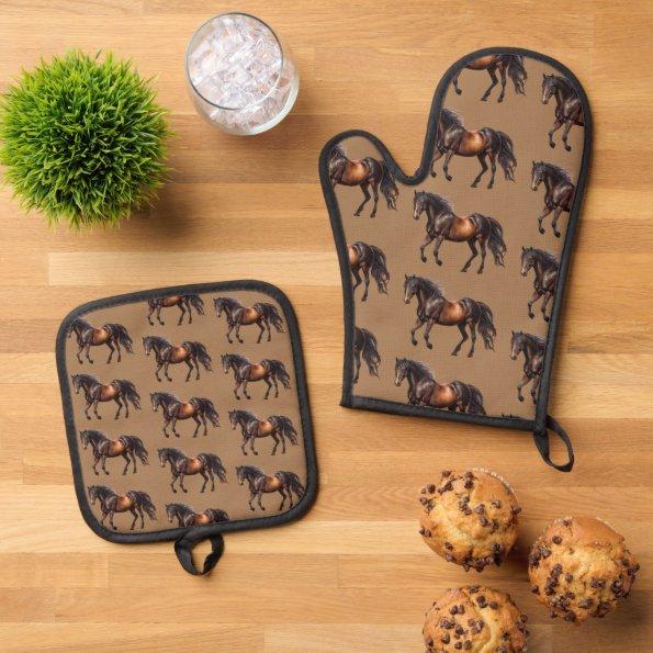 Brown Southwest Animal Horse Cowboy Cowgirl Oven Mitt & Pot Holder Set