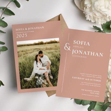 Canyon Rose Minimalist Wedding Photo