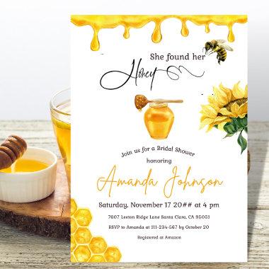 Elegant She Found Her Honey Bee Bridal Shower Invitations