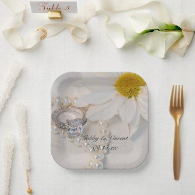 Elegant White Daisy Wedding Paper Plates