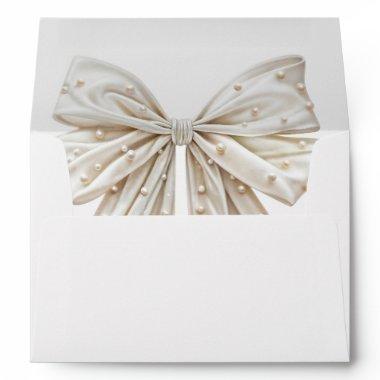 Elegant White Pearl Bow  Envelope