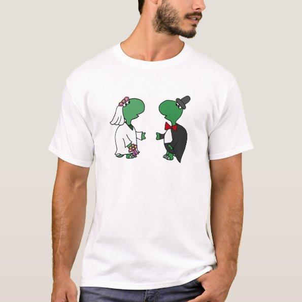 Funny Bride and Groom Turtle Wedding Design T-Shirt