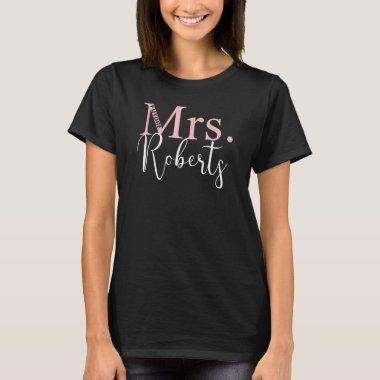 Future Mrs. Roberts Bachelorette Party Bridal Show T-Shirt