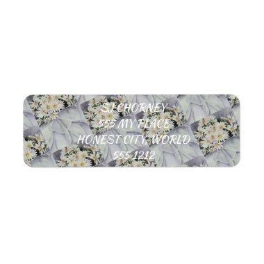 GORGEOUS BOUQUET OF WHITE DAISIES FLORAL LABEL