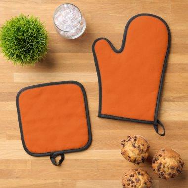Old School Pumpkin Spice Orange Solid Color Oven Mitt & Pot Holder Set