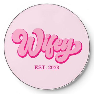 Pink Retro Wifey Est. Year Bride Fiancé Wireless Charger
