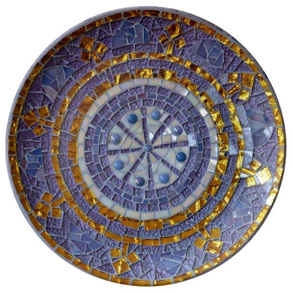 Purple and applied mosaic plate