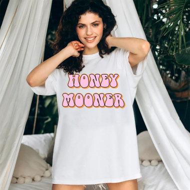 Retro 70's Themed Honeymooner Bride T-Shirt