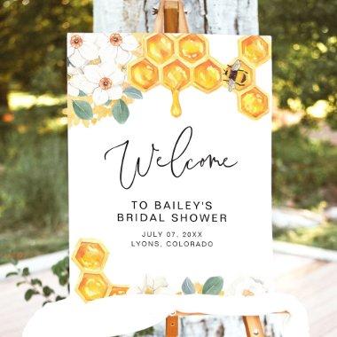 ROMY Rustic White Floral Bumble Bee  Foam Board