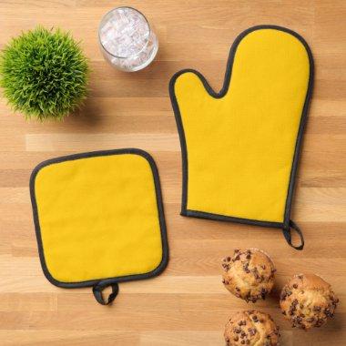 School Bus Safety Yellow Autumn Fall Solid Color Oven Mitt & Pot Holder Set