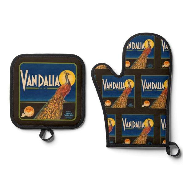 Vintage Fruit Label Oranges on Black Oven Mitt & Pot Holder Set