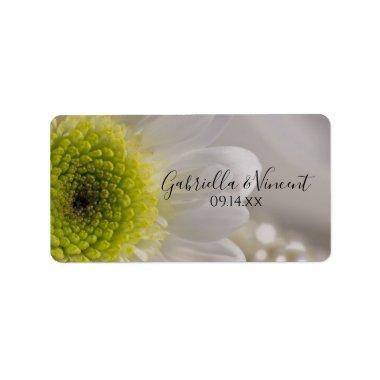 White Daisy and Pearls Wedding Favor Tag