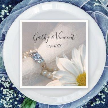 White Daisy Elegance Wedding Napkins