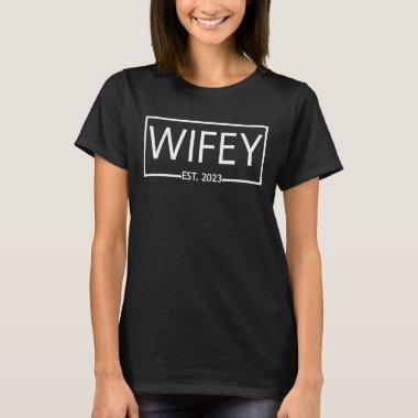 Wifey Est. 2023 Wedding Matching Hubby Wife T-Shir T-Shirt